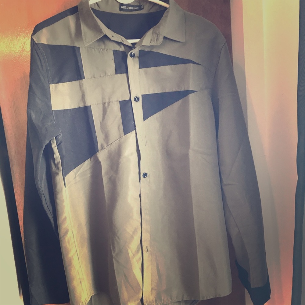 Men’s dress casual button down long sleeve shirt